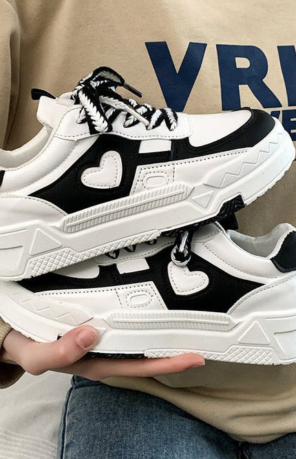 Luna – Baskets à plateforme avec détails cœurs pour un look street style