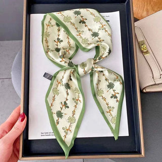 Leichter Schal mit Blumenprint