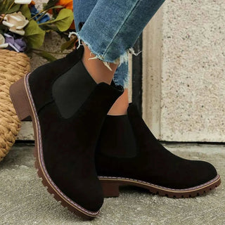 klassische Chelsea Boots - Cecile LavelleSchwarz