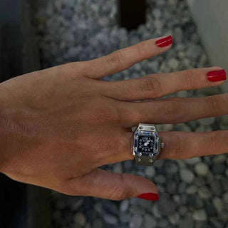 Klassische Edge Ringuhr - Cecile LavelleSilber - Schwarz