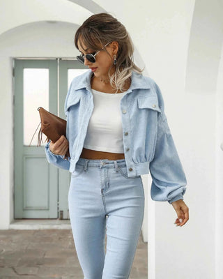 Kurze Jacke im Oversize - Stil - Cecile LavelleHellblau