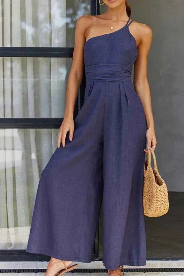 Léa – Elegant One-Shoulder Jumpsuit with Wide Leg & Waist Detail