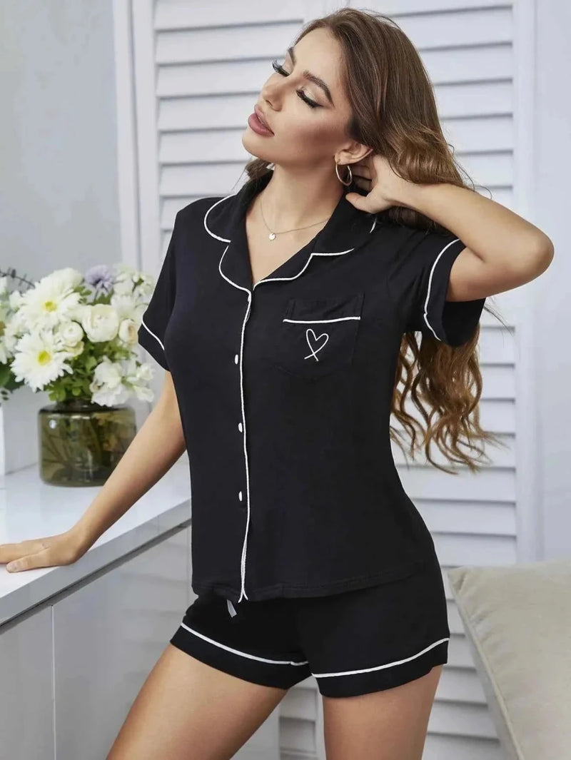 Leni – Short Women's Pajama Set with Heart Embroidery & Contrast Piping