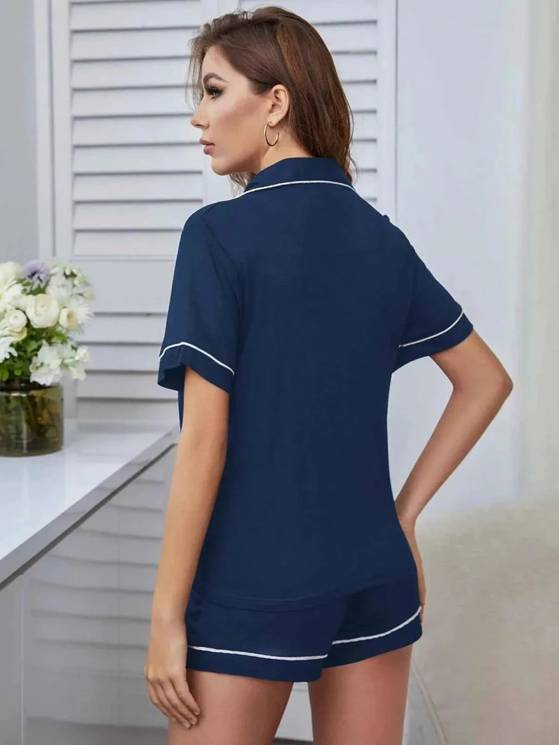Leni – Short Women's Pajama Set with Heart Embroidery & Contrast Piping