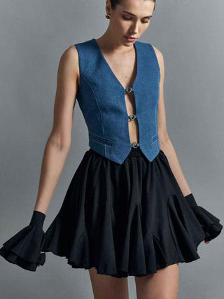 Lina – Minirock mit ausgestelltem Volant - Saum und High - Rise - Bund - Cecile LavelleSchwarz