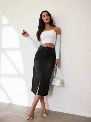 Liv – High Waist Jeansrock mit Schlitz und Raw - Cut - Saum - Cecile LavelleSchwarz