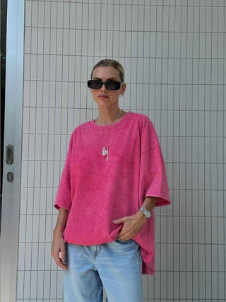Liv – Oversized Acid - Wash T-Shirt in Unisex Fit mit Vintage - Look - Cecile LavelleRosa