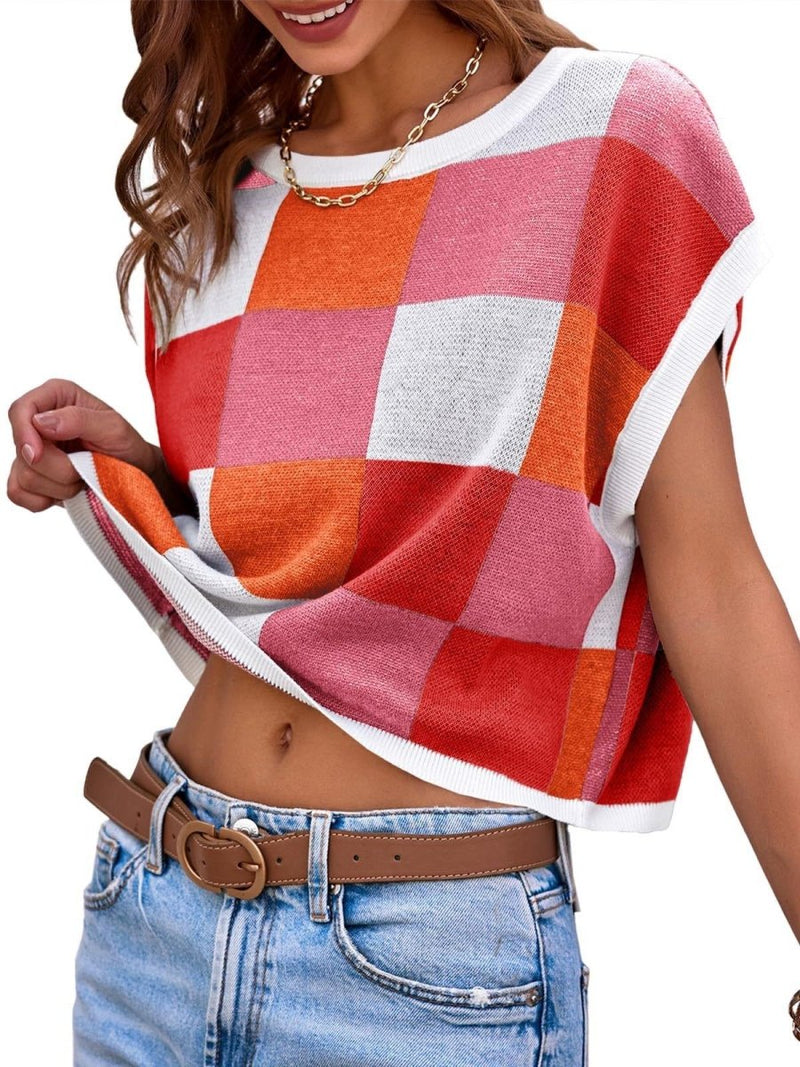 Lotta – Checked Knit Crop Top with Oversized Box Pattern