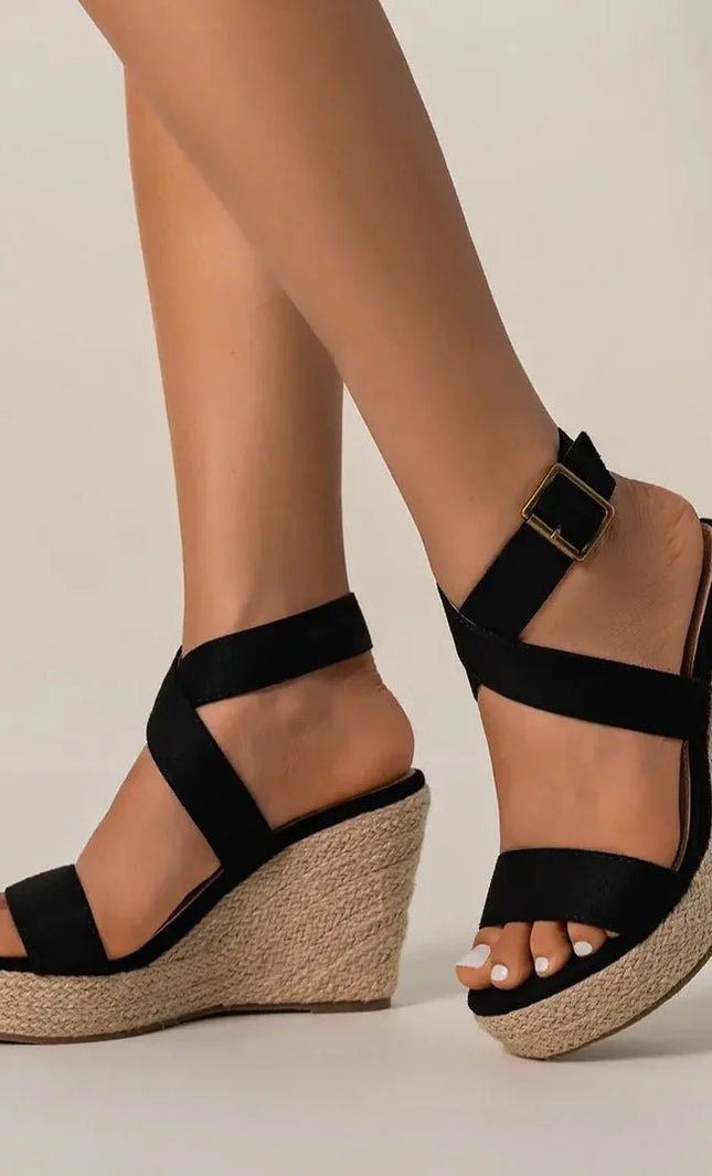 Solana – Elegante Keilsandaletten mit Bastsohle & Kreuzriemen