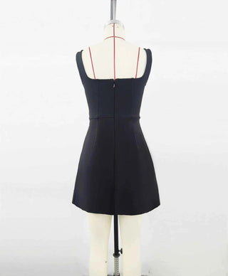 maelle – schwarzes minikleid mit strassdetails und eckigem ausschnitt - Cecile LavelleSchwarz