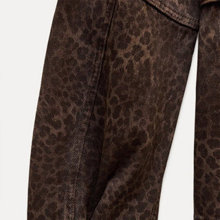 Malia – Taillierte Jacke mit Animalprint in Schokobraun - Cecile LavelleLeopard