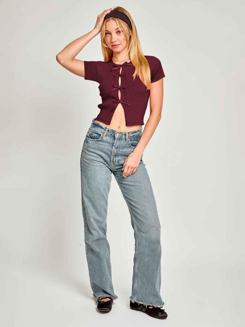Mia – ribbed short-sleeve top with satin bows and cut-out detail