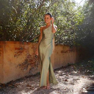 Midi - Kleid mit Rücken‑Cut‑Out - Cecile LavelleGrün