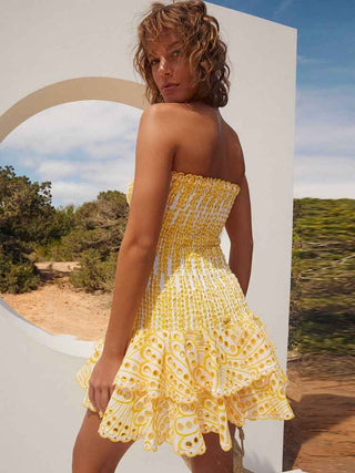 Chloé – Schulterfreies Sommerkleid mit Volant-Rock