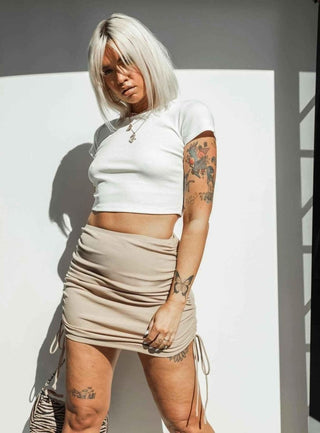 Mira – Minirock mit Raffung und Schleifendetail an den Seiten - Cecile LavelleGrau