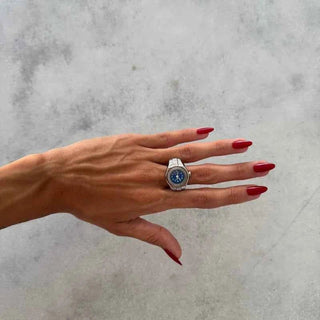 Moderne Muse Ringuhr - Cecile LavelleSilber - Blau