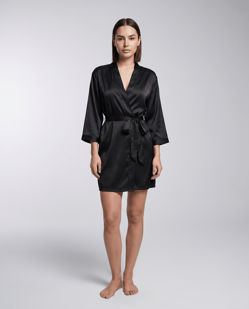 Short women's bathrobe with tie belt