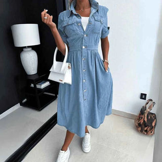 Tailliertes Denim‑Midikleid