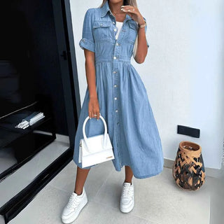 Tailliertes Denim‑Midikleid