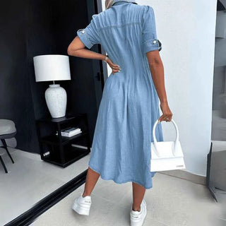 Tailliertes Denim‑Midikleid