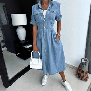 Tailliertes Denim‑Midikleid