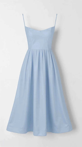 Schlichtes Midikleid mit Taillierung