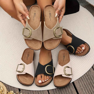 Leonie – Komfort-Sandalen mit Statement-Schnalle