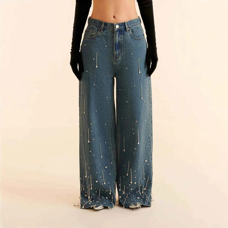 Nina – Wide High-Waist Jeans with Pearls and Glitter Details for a Glamorous Street Style Look