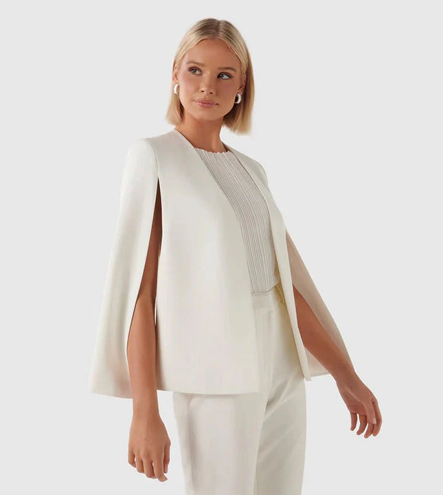 Claire – Eleganter Damen Cape Blazer mit fließendem Schnitt & Ärmelschlitz