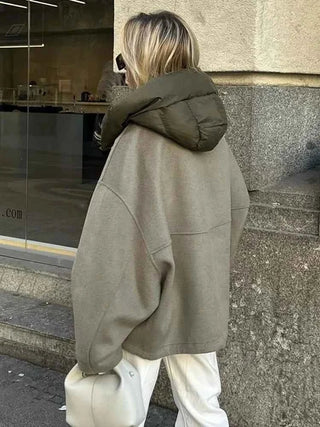 Oversize Steppjacke mit Kapuze - Cecile LavelleOlive