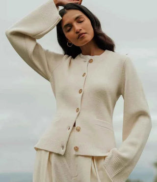 Oversize Strickjacke mit Knopfleiste - Cecile LavelleKhaki