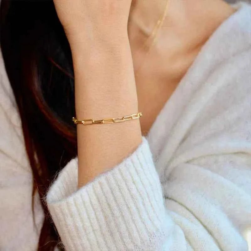 Paperclip Bracelet Gold