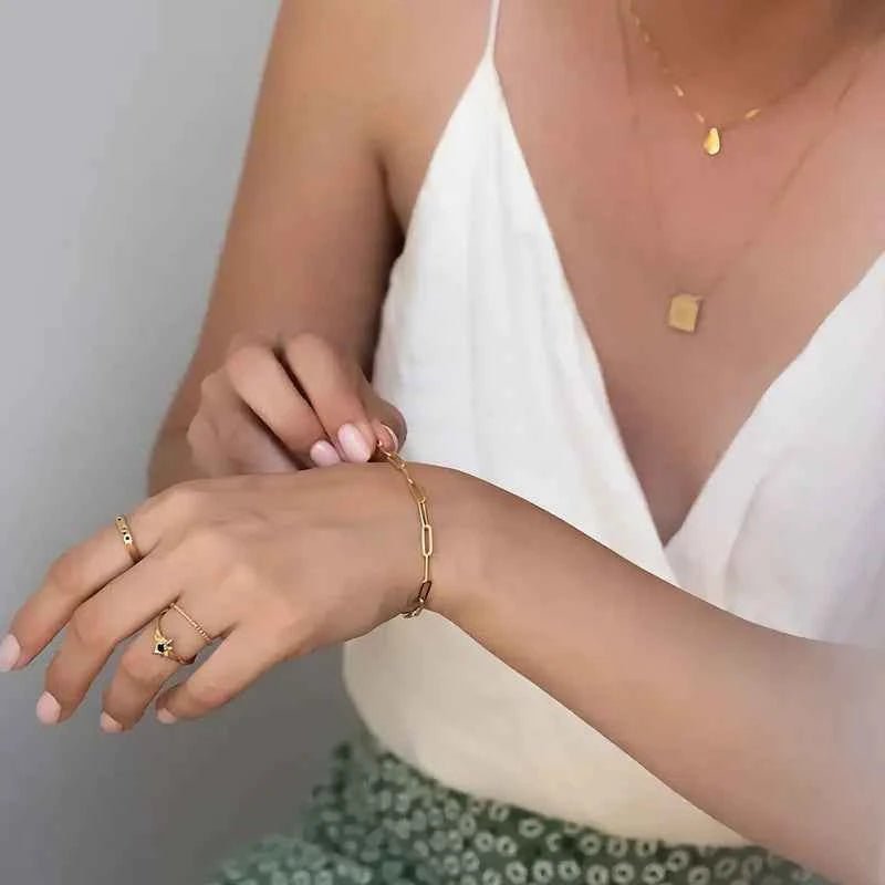 Paperclip Bracelet Gold