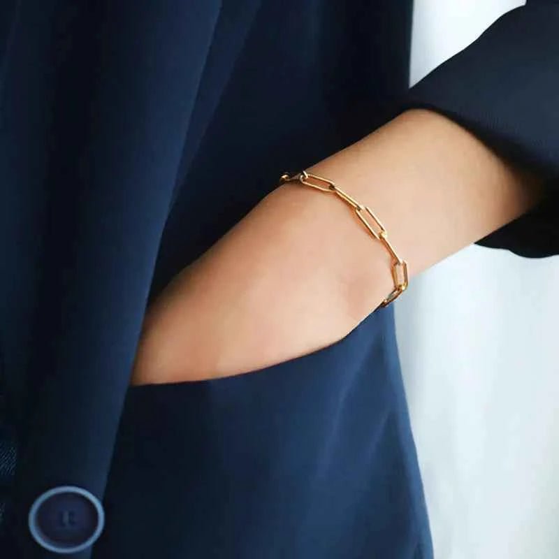 Paperclip Bracelet Gold