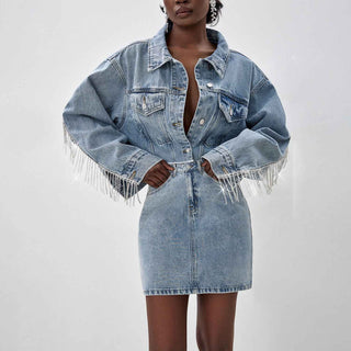 daria – denim-set aus cropped-jacke und minirock mit strassfransen
