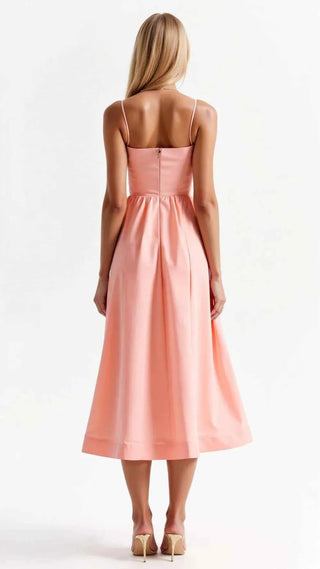 Schlichtes Midikleid mit Taillierung - Cecile LavelleLila