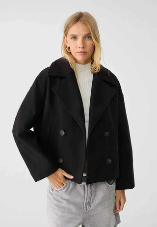 Taillierte Kurzjacke ohne Schnickschnack