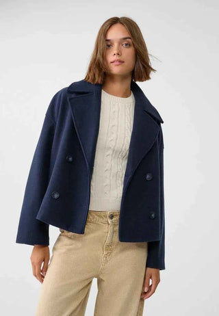 Taillierte Kurzjacke ohne Schnickschnack