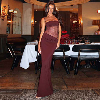 Sina – figurbetontes Maxikleid mit Schnürträgern und transparenter Spitzen - Corsage - Cecile LavelleRot