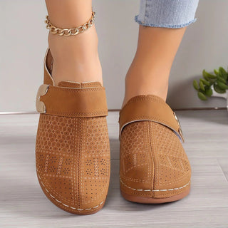 Slip - On Loafer mit Schnalle und rutschfester Sohle - Cecile LavelleBlau