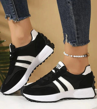 Sneaker Damen Mit Streifendetail - Cecile LavelleSchwarz