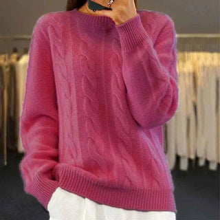 Weit geschnittener Pullover mit Zopfmuster