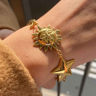 Stella – Armband mit Sonne, Mond und Sternen im himmlischen Design - Cecile LavelleGold