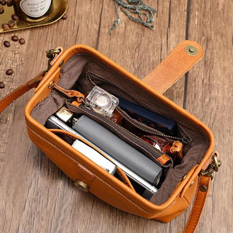 Vintage Style Women's Shoulder Bag