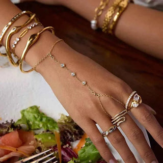 Verlobungsring Tropfenform Gold - Cecile LavelleGold