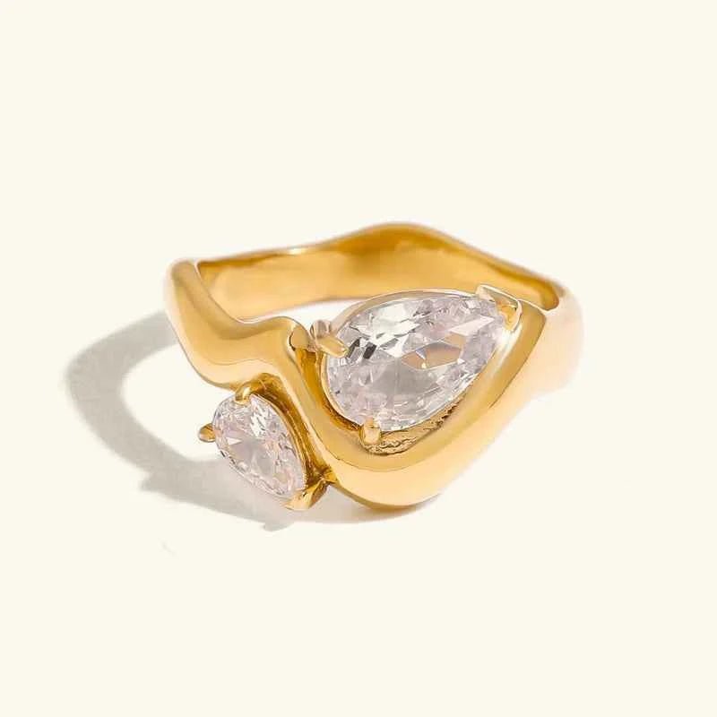Gold Teardrop Engagement Ring