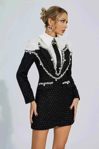 Vivienne – tailliertes Bouclé - Minikleid mit Perlenbesatz und Kragen im Blazerstil - Cecile LavelleSchwarz