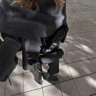 Weich fallender Poncho mit Oversize-Schnitt