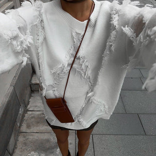 zoé – oversized fransenpullover in weiß - Cecile LavelleWeiss