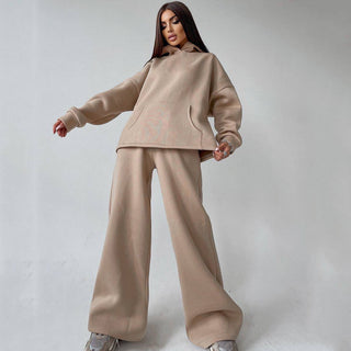 Zweiteiler Damen Oversize Hoodie und Schlaghose in Apricot